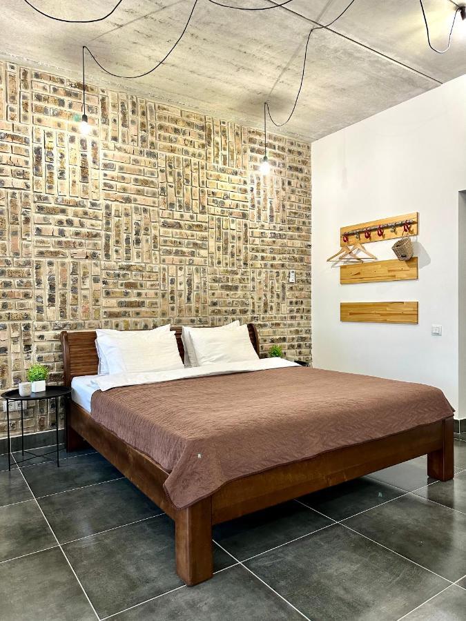 Designer Apartments In The City Center Рівне Екстер'єр фото